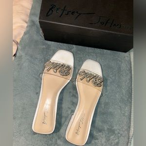 Betsey Johnson BRIDE Sandals Size 9